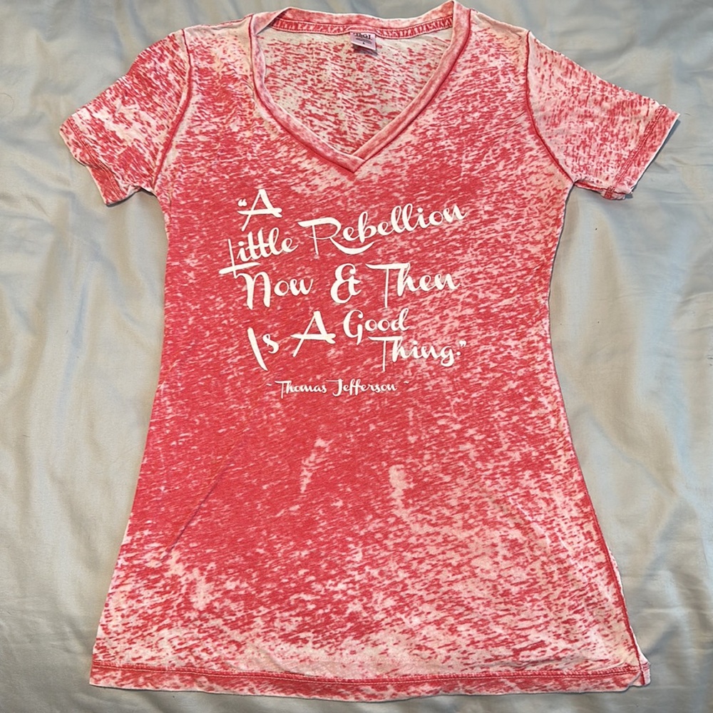 Thomas Jefferson Quote V Neck Shirt size Large